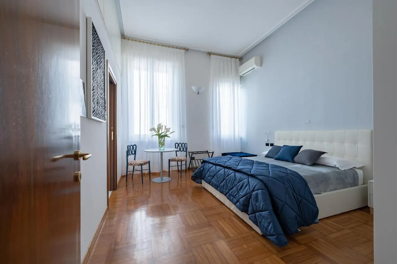 Apartament The Art Gallery Florencja 0*,  Włochy