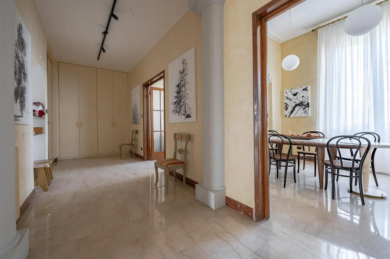 The Art Gallery Florence Apartment