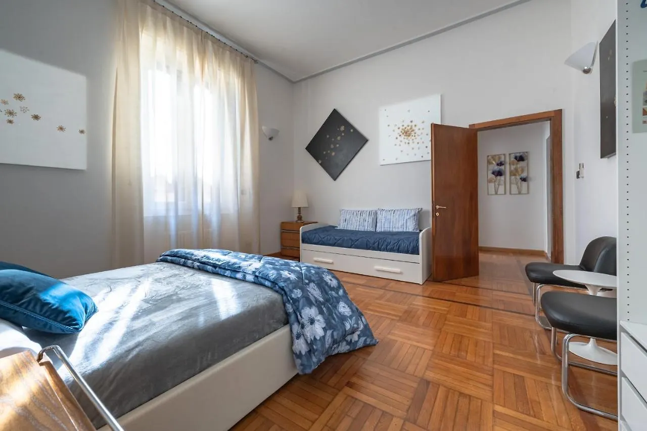 The Art Gallery Florence Apartment
